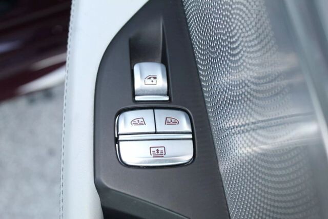 2022 BMW M8 Gran Coupe xDrive in Decatur, GA 30032 - 2430479 140