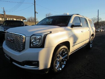 2017 GMC Yukon XL in Kansas City, KS 66102