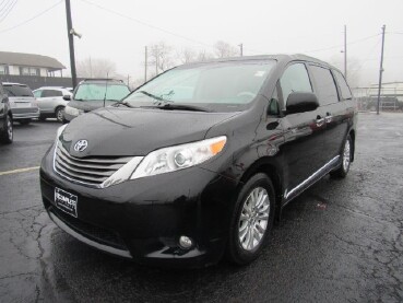 2014 Toyota Sienna in Kansas City, KS 66102