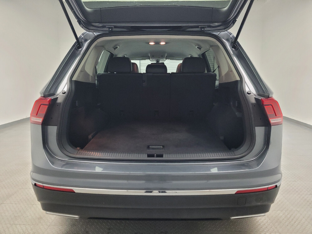 2020 Volkswagen Tiguan in Eastpointe, MI 48021 - 2431022 29