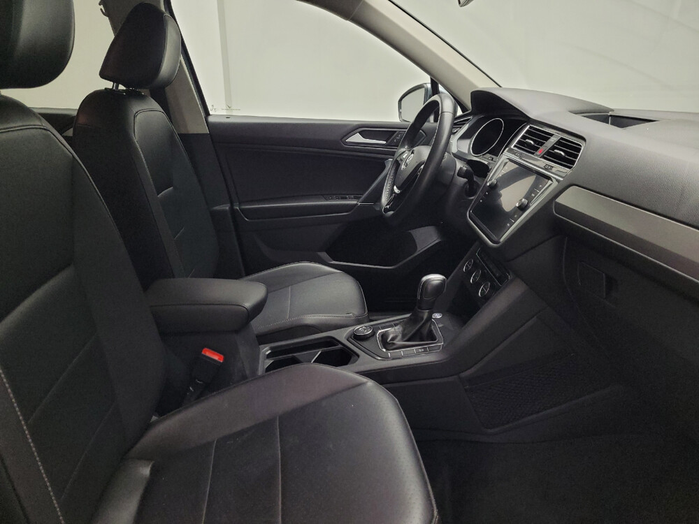2020 Volkswagen Tiguan in Eastpointe, MI 48021 - 2431022 21