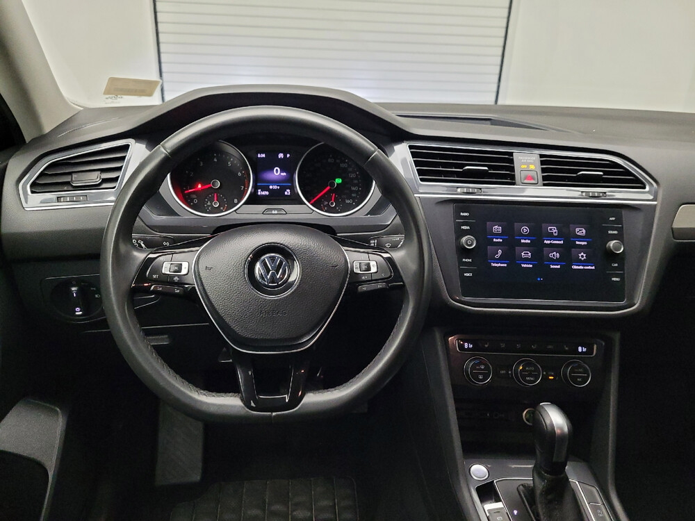 2020 Volkswagen Tiguan in Eastpointe, MI 48021 - 2431022 22