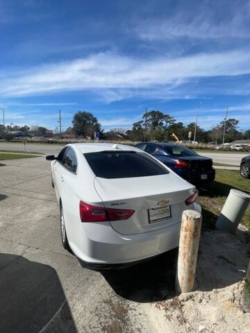 2017 Chevrolet Malibu in Longwood, FL 32750 - 2432028 6