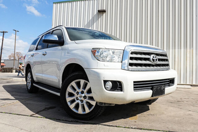2014 Toyota Sequoia in San Antonio, TX 78228 - 2432326