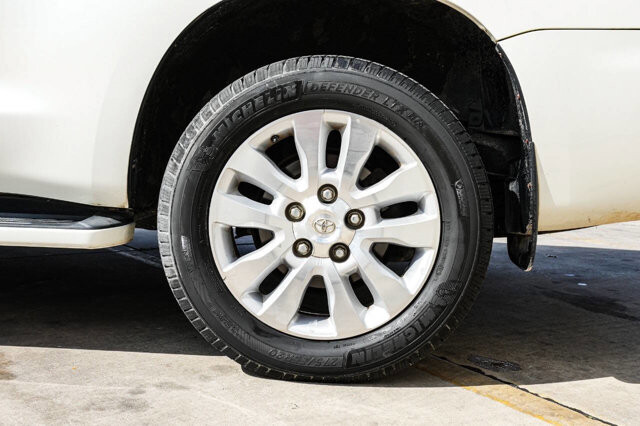 2014 Toyota Sequoia in San Antonio, TX 78228 - 2432326 9