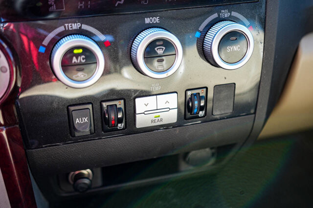 2008 Toyota Sequoia in San Antonio, TX 78228 - 2432328 23