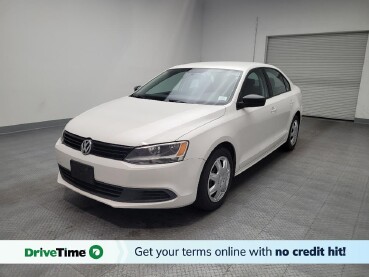 2013 Volkswagen Jetta in Downey, CA 90241