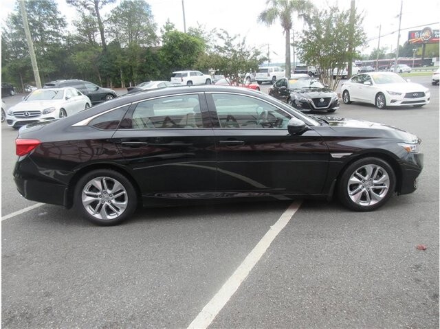 2018 Honda Accord in Charlotte, NC 28212 - 2432736 6