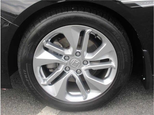 2018 Honda Accord in Charlotte, NC 28212 - 2432736 28