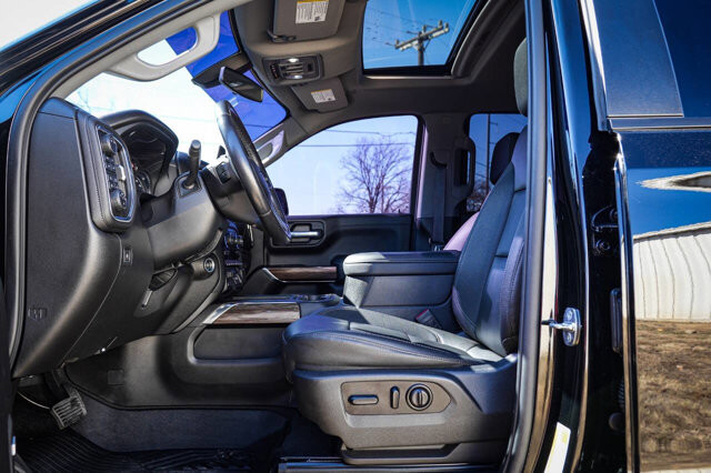 2021 Chevrolet Silverado 1500 in San Antonio, TX 78228 - 2432749 13