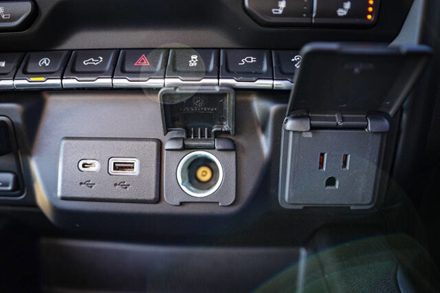 2021 Chevrolet Silverado 1500 in San Antonio, TX 78228 - 2432749 17