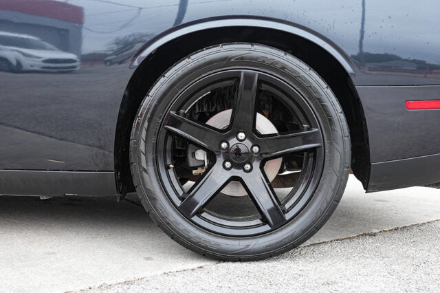 2019 Dodge Challenger in San Antonio, TX 78228 - 2432753 10