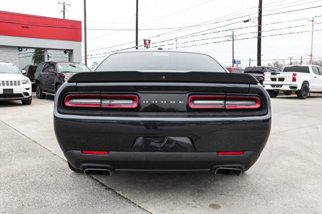 2019 Dodge Challenger in San Antonio, TX 78228 - 2432753 6