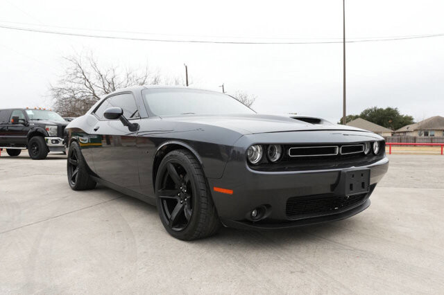 2019 Dodge Challenger in San Antonio, TX 78228 - 2432753 9