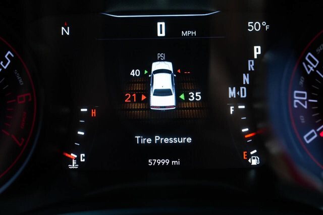 2019 Dodge Challenger in San Antonio, TX 78228 - 2432753 15