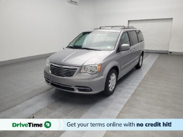 2015 Chrysler Town & Country in Stone Mountain, GA 30083