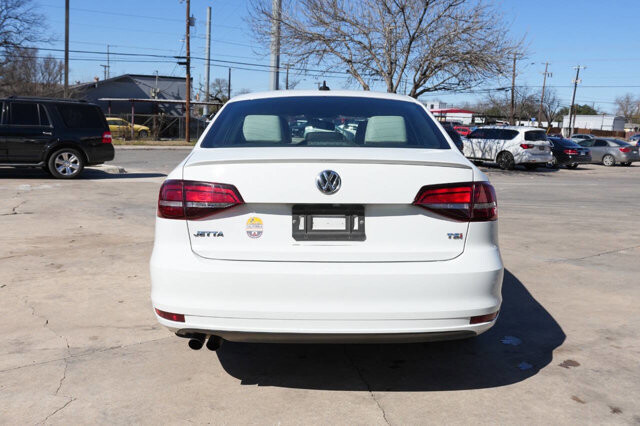 2016 Volkswagen Jetta in San Antonio, TX 78228 - 2433201 7