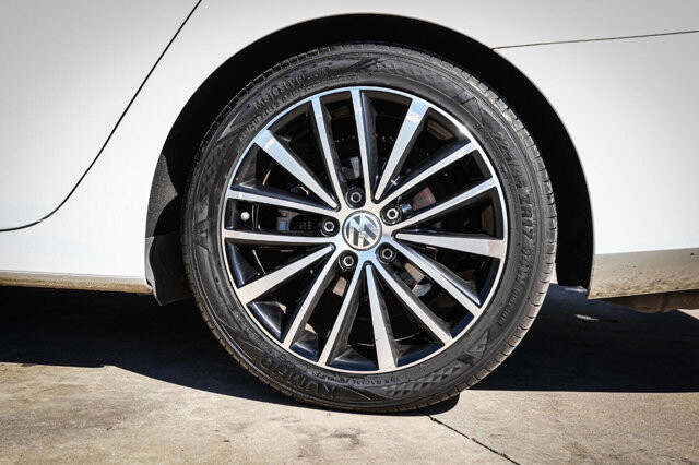 2016 Volkswagen Jetta in San Antonio, TX 78228 - 2433201 5