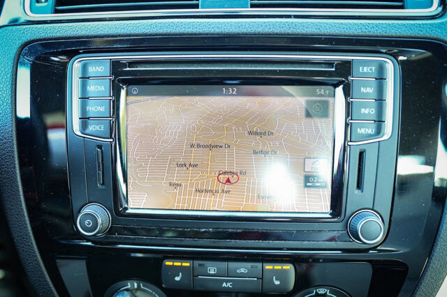 2016 Volkswagen Jetta in San Antonio, TX 78228 - 2433201 20