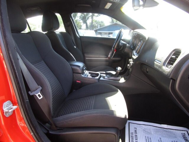 2019 Dodge Charger in Tampa, FL 33604-6914 - 2434039 7
