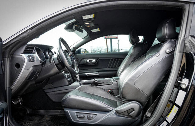 2021 Ford Mustang in San Antonio, TX 78228 - 2434067 13