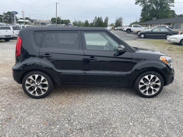 2013 Kia Soul in Hickory, NC 28602-5144 - 2434290 7