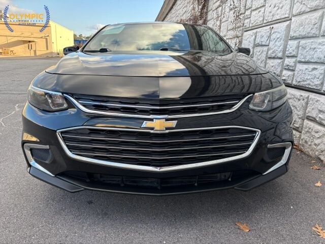 2017 Chevrolet Malibu in Decatur, GA 30032 - 2434328 15