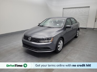 2017 Volkswagen Jetta in Louisville, KY 40258