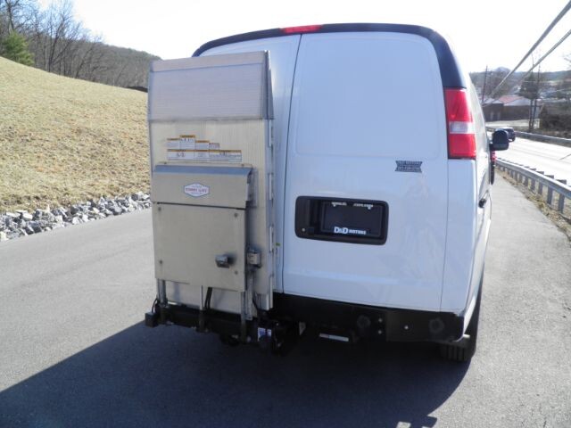 2019 Chevrolet Express 3500 in Barton, MD 21521 - 2434799 6