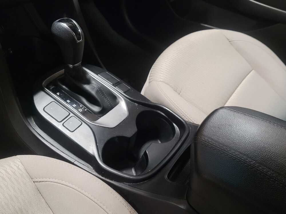 2017 Hyundai Santa Fe in Tallahassee, FL 32304 - 2435112 26