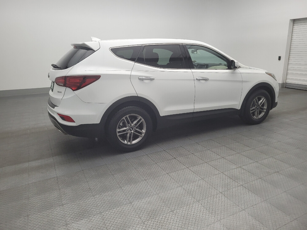 2017 Hyundai Santa Fe in Tallahassee, FL 32304 - 2435112 10