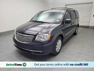 2014 Chrysler Town & Country in Midlothian, IL 60445