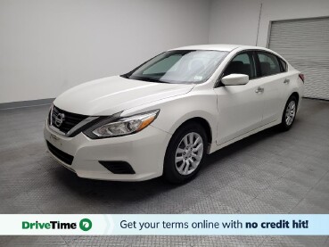 2016 Nissan Altima in Riverside, CA 92504