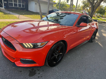 2016 Ford Mustang in Hollywood, FL 33023-1906