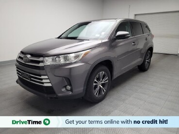 2018 Toyota Highlander in Downey, CA 90241