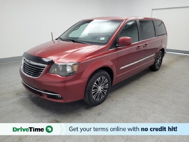 2014 Chrysler Town & Country in Memphis, TN 38115