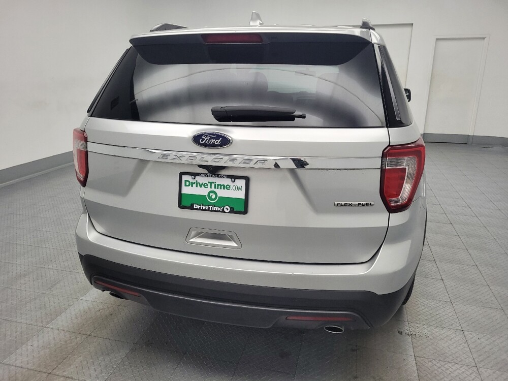 2016 Ford Explorer in Antioch, TN 37013 - 2438677 7