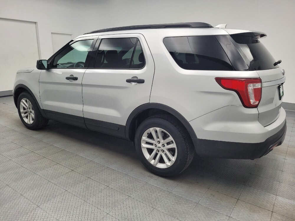 2016 Ford Explorer in Antioch, TN 37013 - 2438677 3