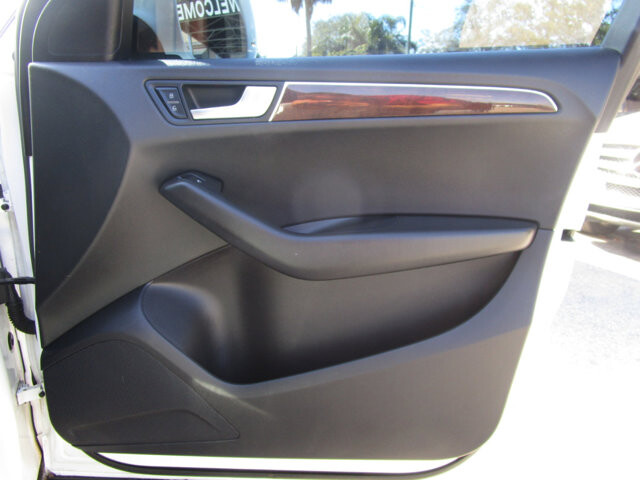 2011 Audi Q5 in Tampa, FL 33604-6914 - 2438822 48