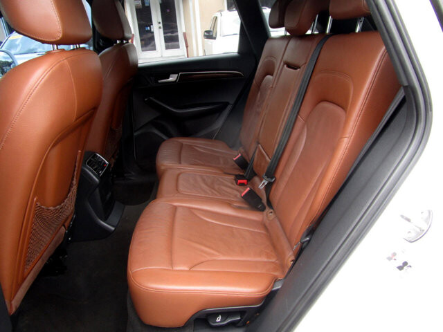 2011 Audi Q5 in Tampa, FL 33604-6914 - 2438822 11