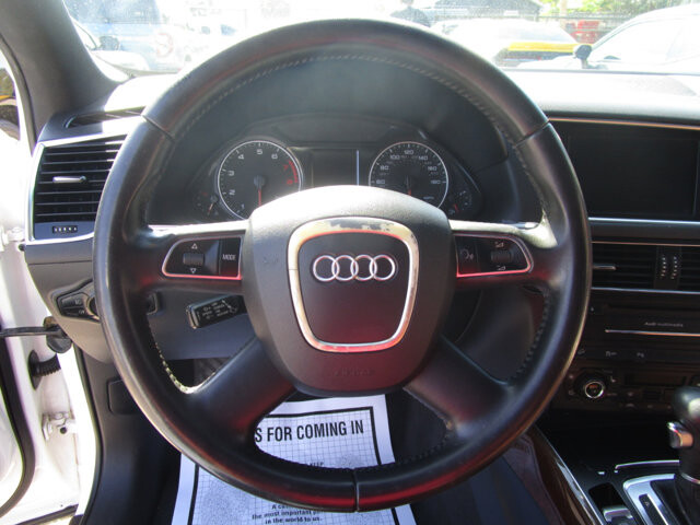 2011 Audi Q5 in Tampa, FL 33604-6914 - 2438822 36