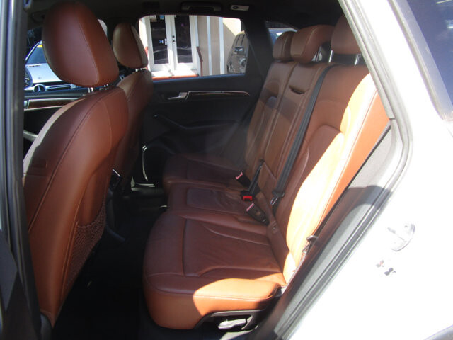 2011 Audi Q5 in Tampa, FL 33604-6914 - 2438822 42