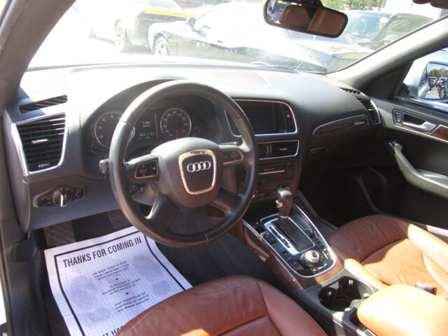 2011 Audi Q5 in Tampa, FL 33604-6914 - 2438822 44