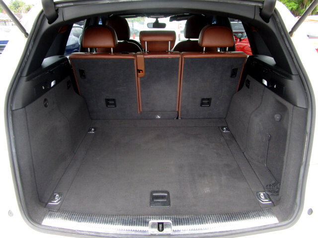 2011 Audi Q5 in Tampa, FL 33604-6914 - 2438822 26