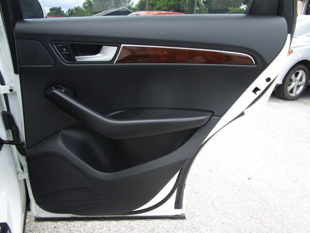 2011 Audi Q5 in Tampa, FL 33604-6914 - 2438822 19