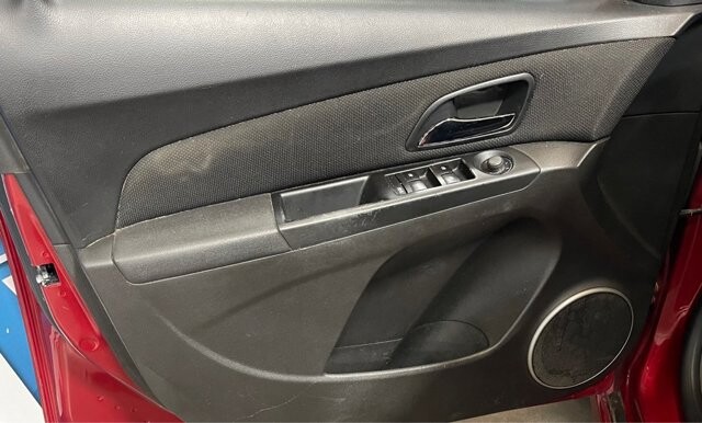 2011 Chevrolet Cruze in Conyers, GA 30094 - 2439091 25