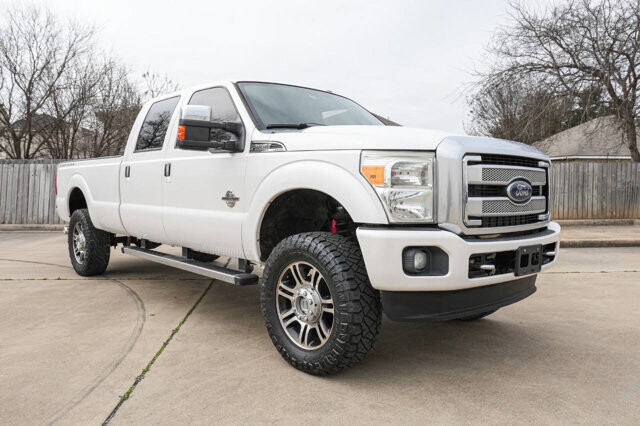 2013 Ford F350 in San Antonio, TX 78228 - 2439112 9