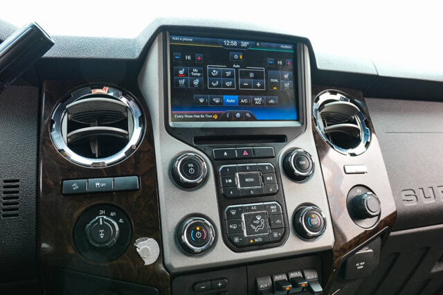 2013 Ford F350 in San Antonio, TX 78228 - 2439112 15