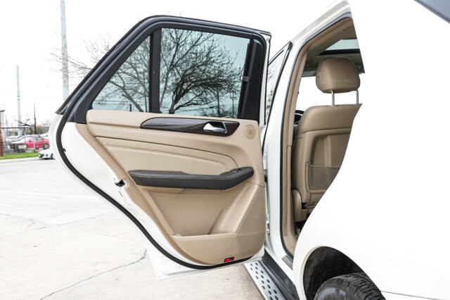 2015 Mercedes-Benz ML 350 in San Antonio, TX 78228 - 2439113 20