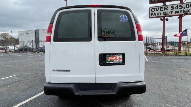 2018 Chevrolet Express 2500 in Dallas, TX 75228 - 2439654 8